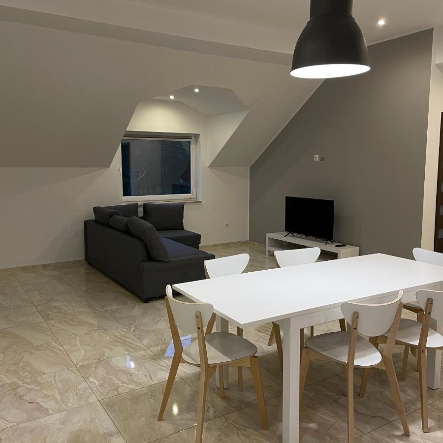 Przestronny Apartament Żagań Екстериор снимка