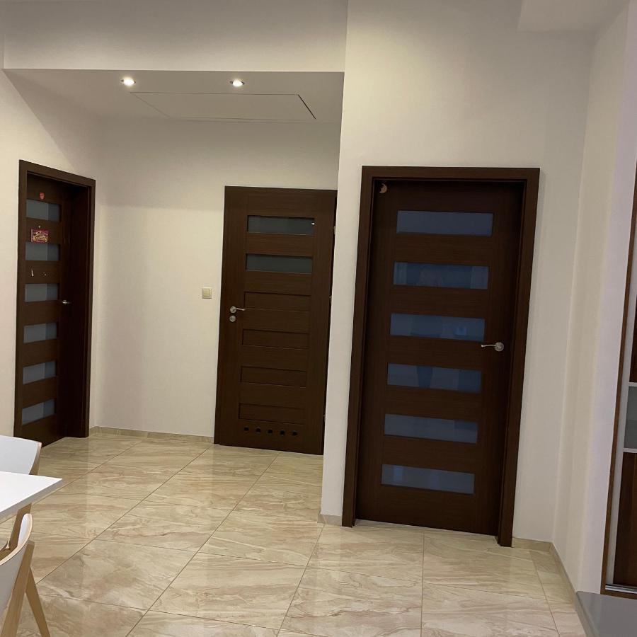 Przestronny Apartament Żagań Екстериор снимка